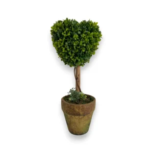 kalp-seklinde-yapay-agac-on-gorunum