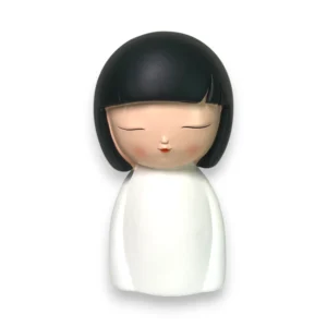 modern-minimalist-cin-bebek-figuru-on-taraf